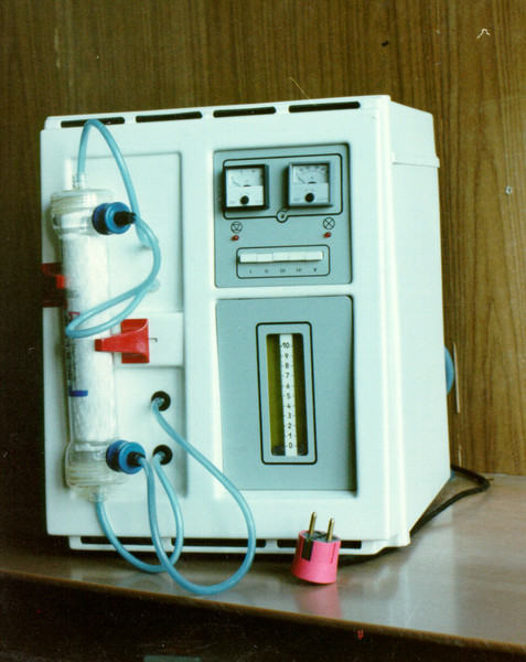 RENOFILTER device with RPE-10L reactors based on FEM-1 elements for disinfection, presterilization and sterilization of artificial kidney dialyzers, Moscow, 1992.