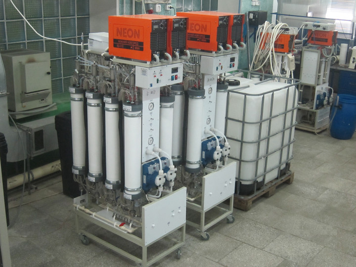 ECOCHLOR devices with MB-26 reactors for leaching of precious metals from ore dump, Moscow, 2015.